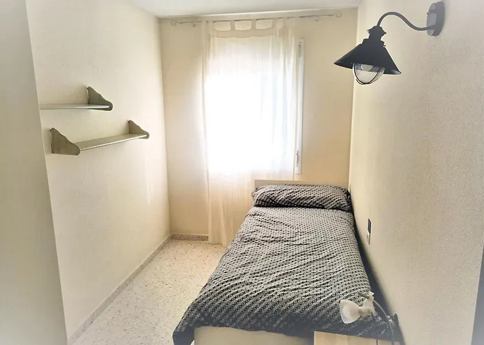 Spacious Apartment In Isla Cristina Near Beaches 115 M²